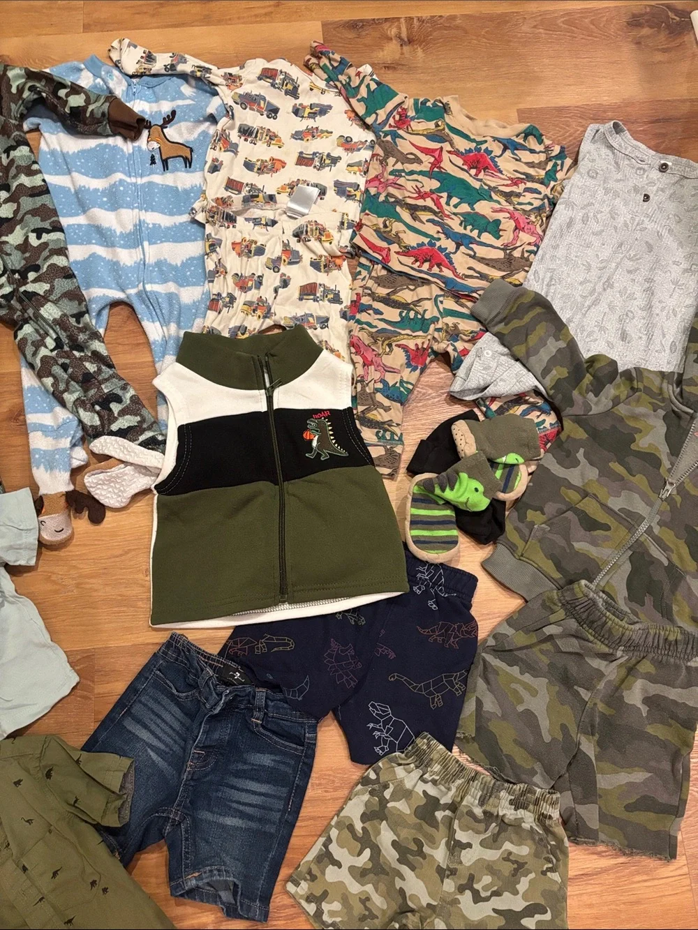 12 and 18 month Large lot of toddler boys cloths, various brands